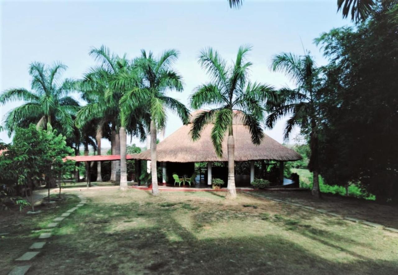 Casa Campo Emaus Caucasia Zewnętrze zdjęcie