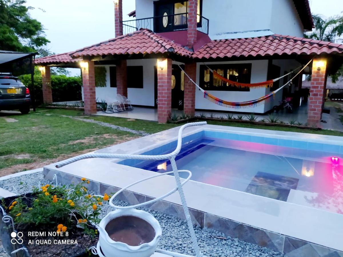 Casa Campo Emaus Caucasia Zewnętrze zdjęcie