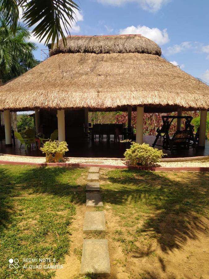 Casa Campo Emaus Caucasia Zewnętrze zdjęcie