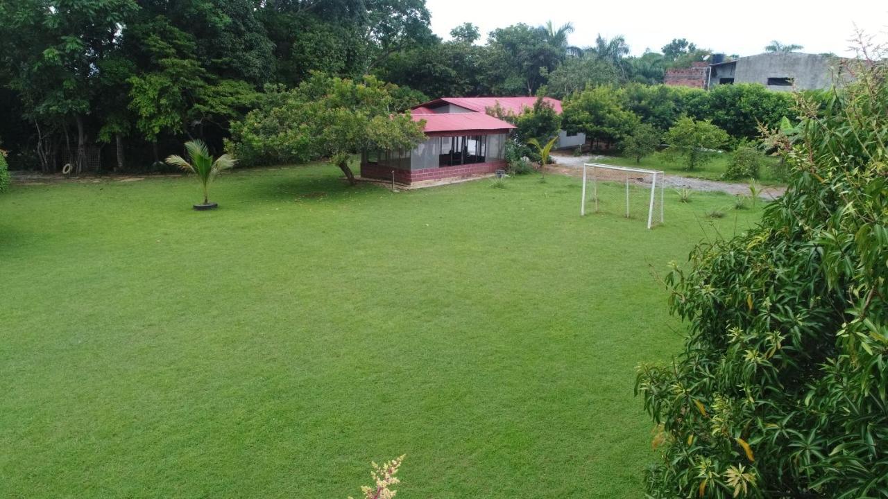 Casa Campo Emaus Caucasia Zewnętrze zdjęcie